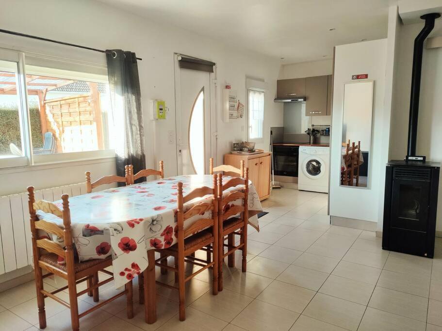 Maison Cosy A Proximite De La Plage Hermanville-sur-Mer Extérieur photo